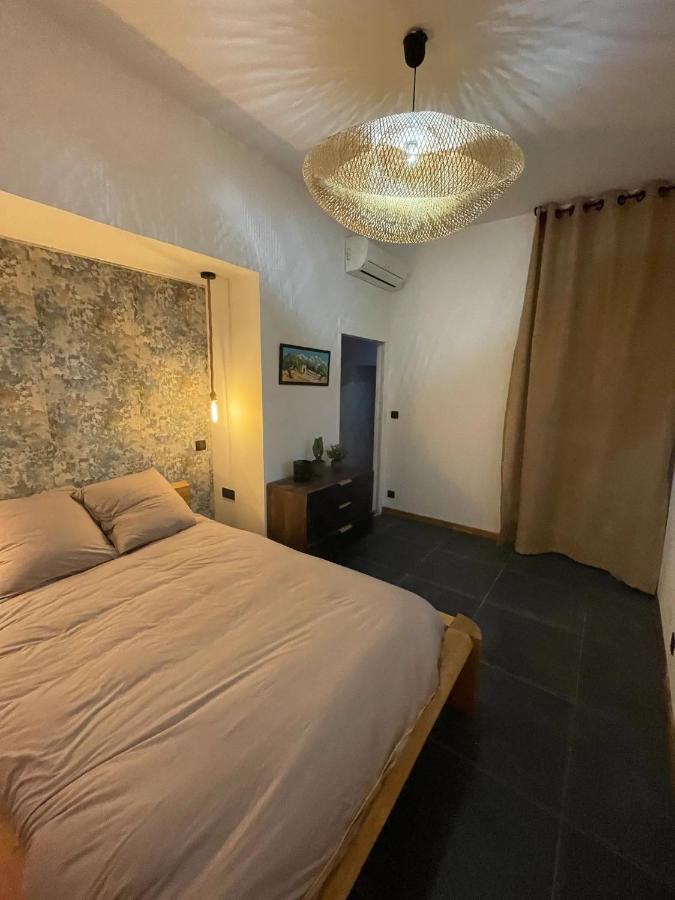 Appart 110M2 Terrasse Climatise Quartier Medieval Clermont-Ferrand Buitenkant foto